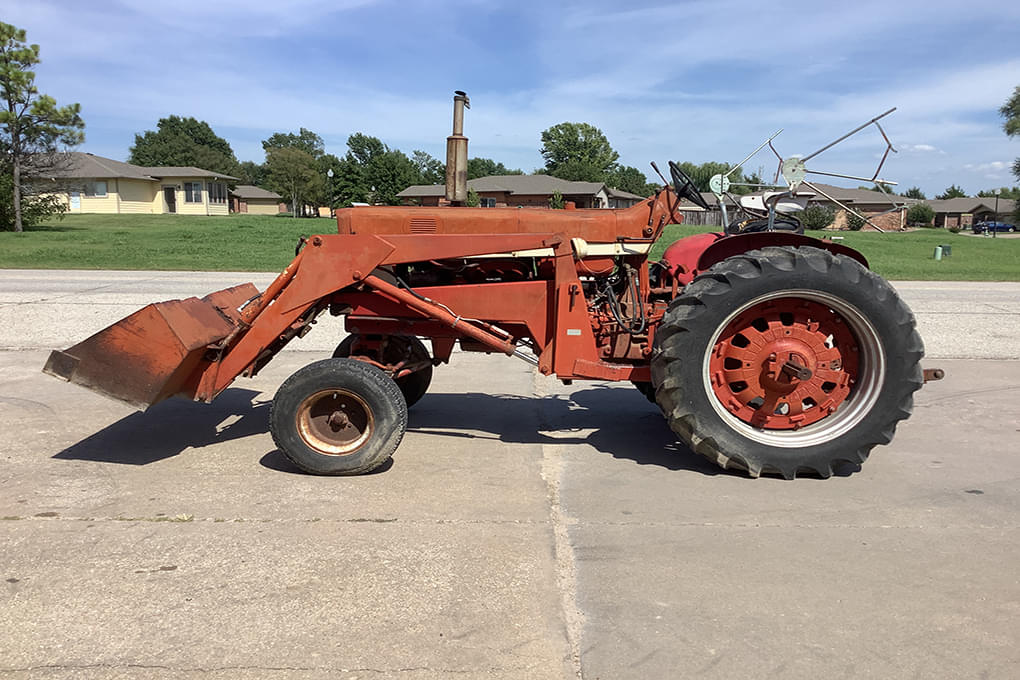 Image of International Harvester 706 Primary image