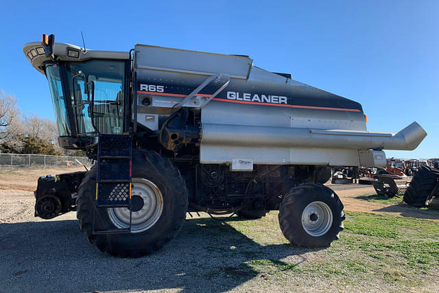 Image of Gleaner R65 Primary image