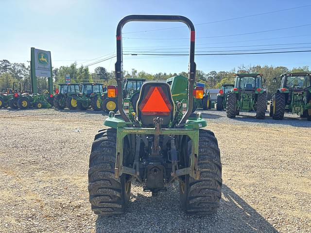 Image of John Deere 3320 equipment image 3