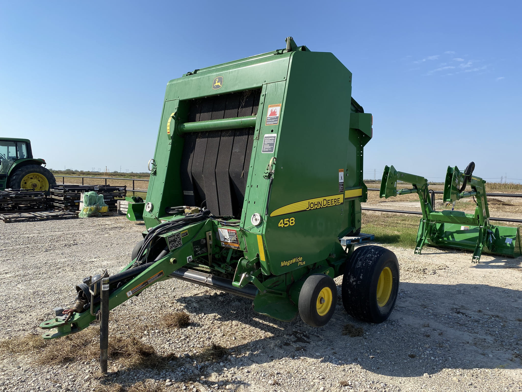 2012 John Deere 458 MegaWide Plus Equipment Image0