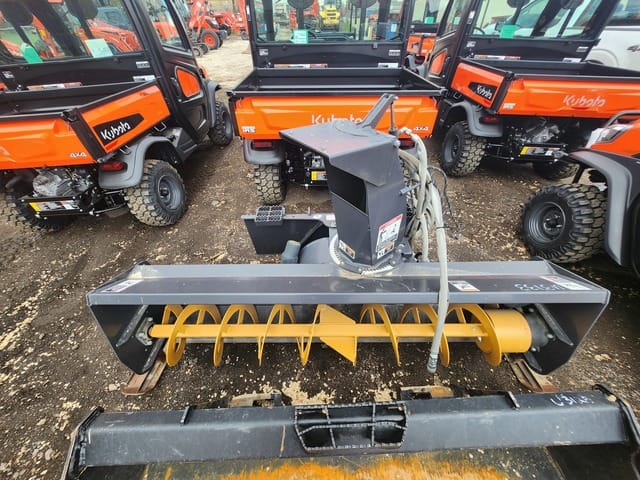 2012 Paladin 11084E Equipment Image0