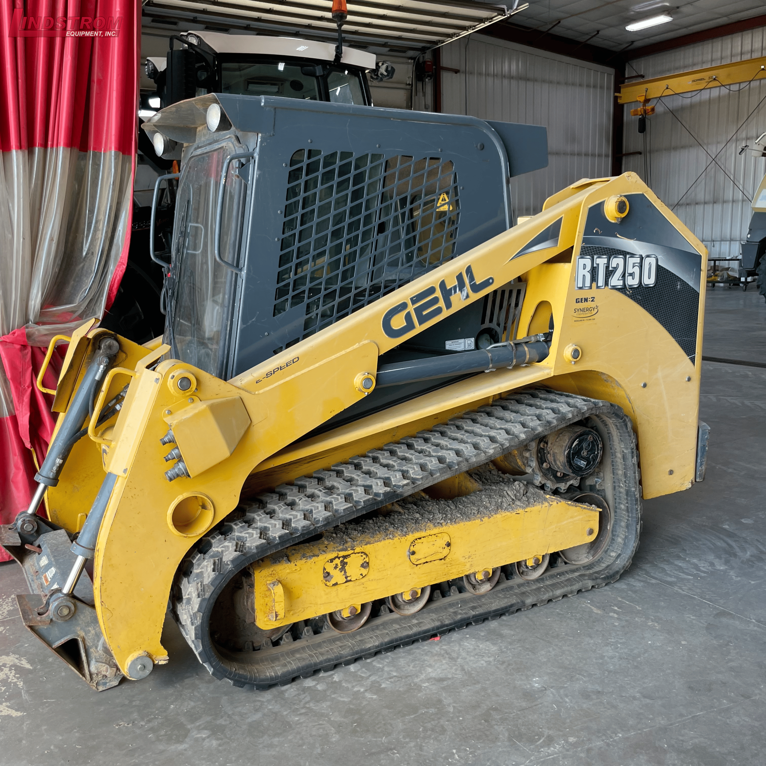 Gehl RT250 Equipment Image0