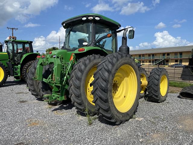 Image of John Deere 8320R equipment image 4