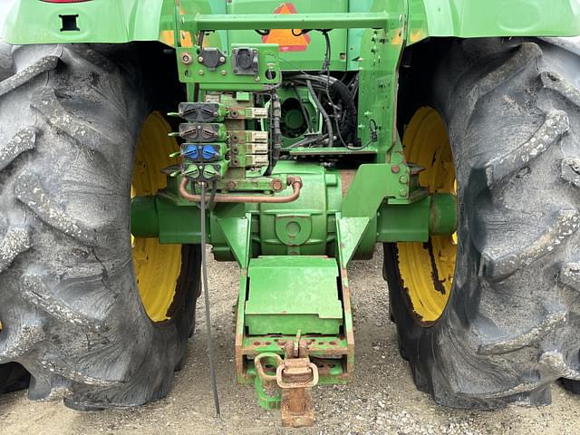 Image of John Deere 9410R equipment image 4