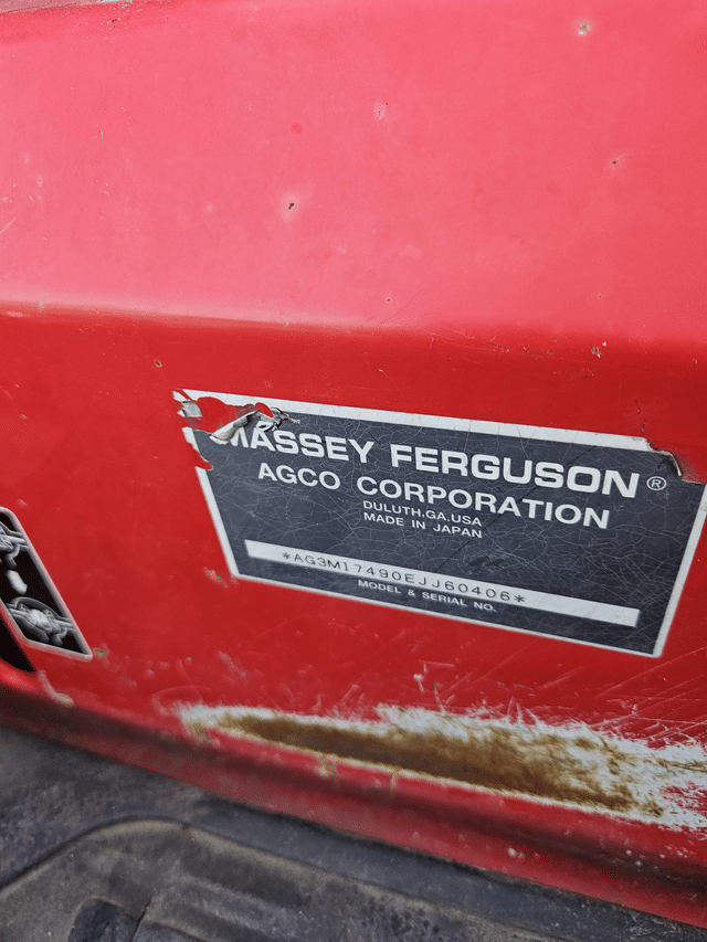 Image of Massey Ferguson 1749 equipment image 4