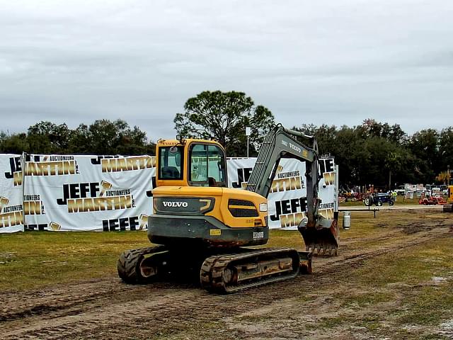 Image of Volvo ECR88D equipment image 4