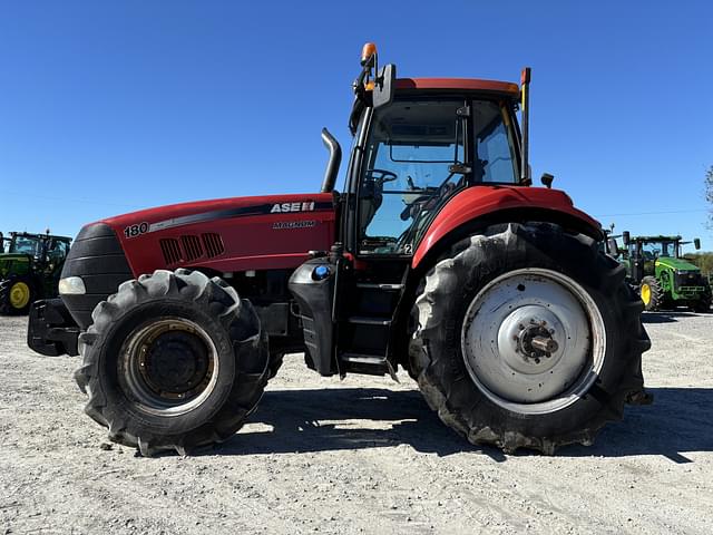 Image of Case IH Magnum 180 equipment image 1