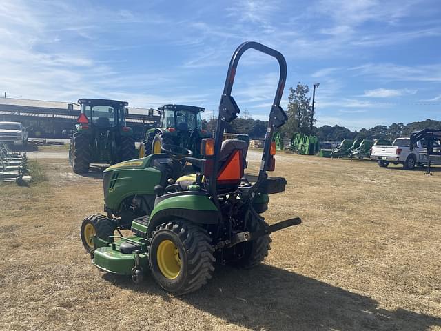 Image of John Deere 1025R equipment image 2