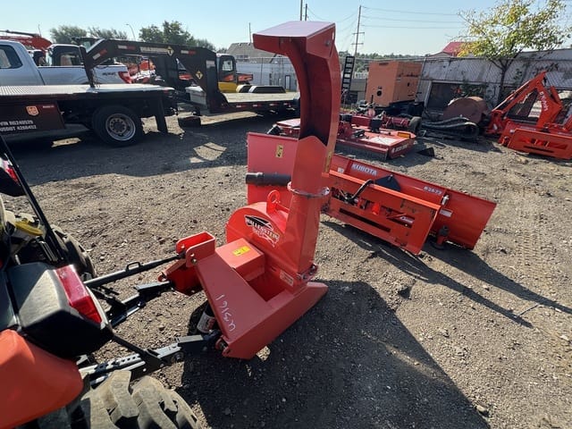 2016 Wallenstein BX42S Equipment Image0