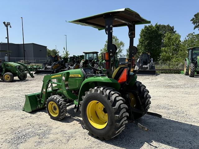 Image of John Deere 3025E equipment image 2