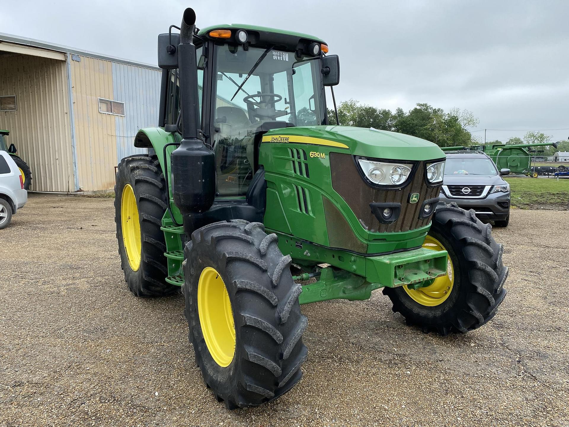 knijpen herder Krachtig 2017 John Deere 6130M Tractors 100 to 174 HP for Sale | Tractor Zoom