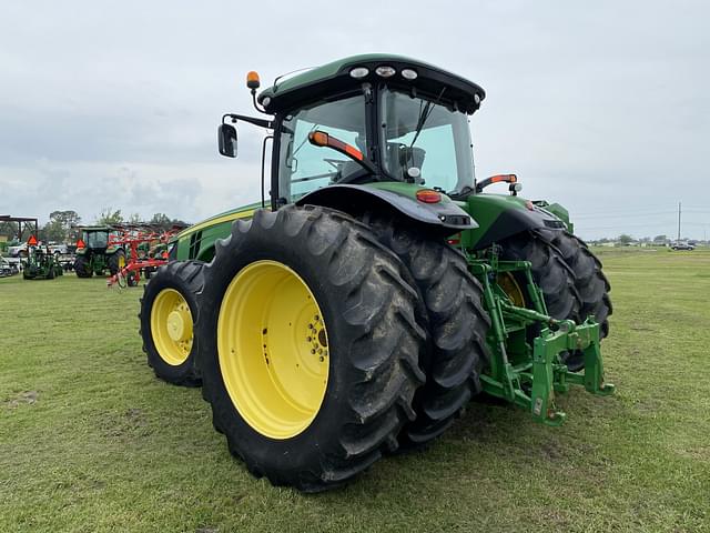 Image of John Deere 8295R equipment image 2