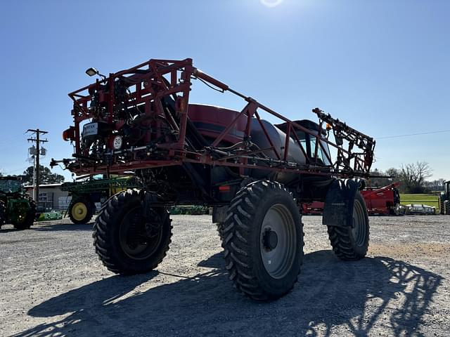 Image of Case IH Patriot 3340 equipment image 4