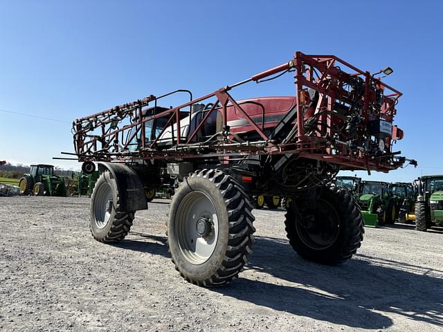 Image of Case IH Patriot 3340 equipment image 2