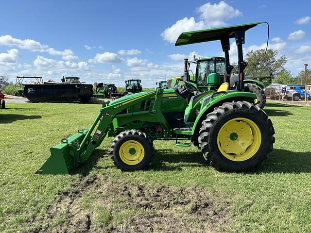 Image of John Deere 4066M equipment image 1