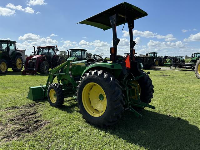 Image of John Deere 4066M equipment image 2