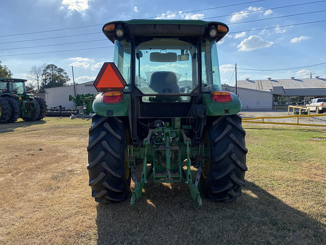 Image of John Deere 5065E equipment image 3