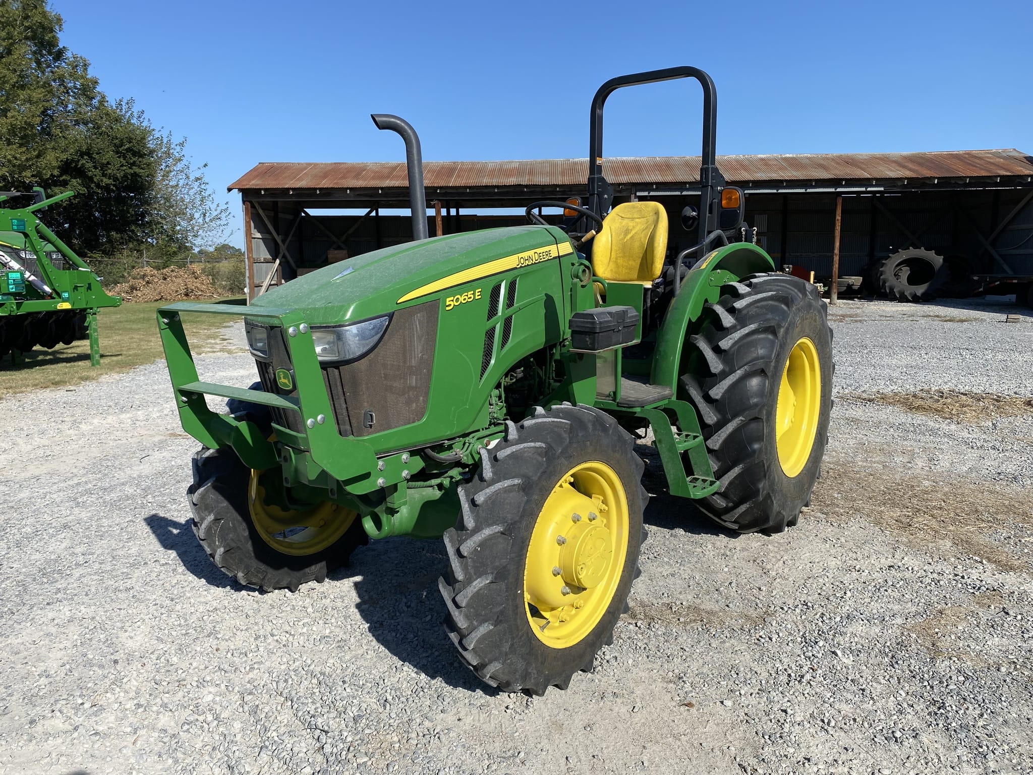 Main image John Deere 5065E