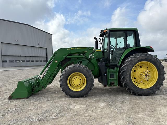 Image of John Deere 6155M equipment image 1