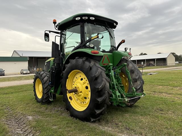 Image of John Deere 7210R equipment image 2