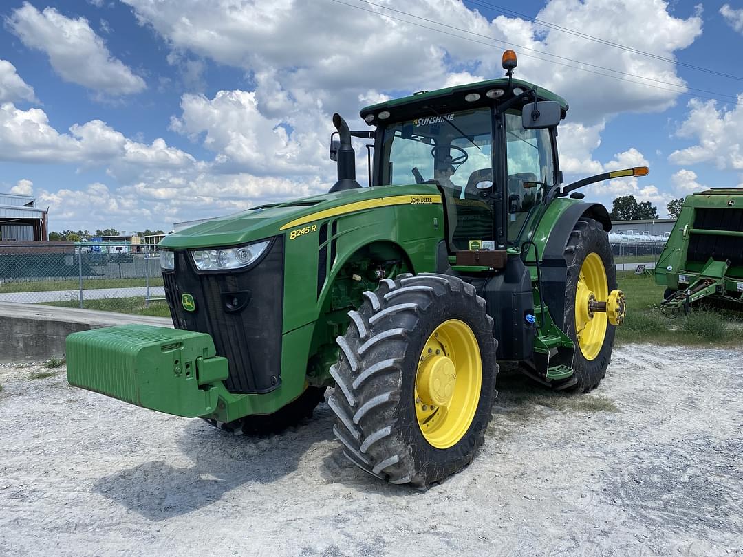 Image of John Deere 8245R Primary image