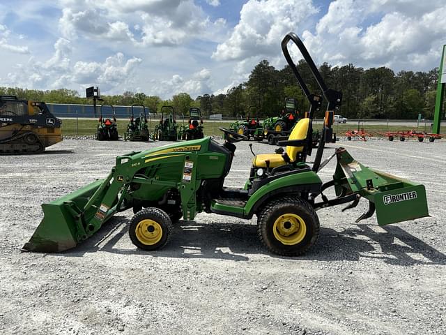 Image of John Deere 1025R equipment image 1