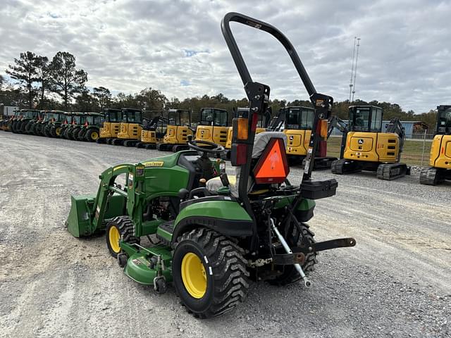 Image of John Deere 1025R equipment image 2