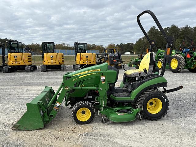 Image of John Deere 1025R equipment image 1