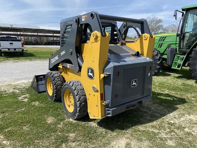 Image of John Deere 318G equipment image 2