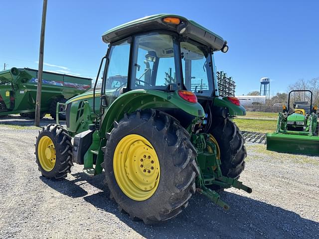 Image of John Deere 5100E equipment image 2