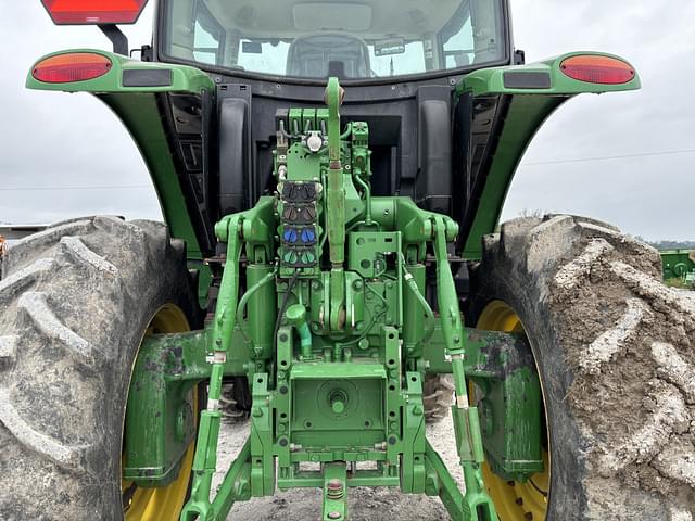 Image of John Deere 6155R equipment image 4