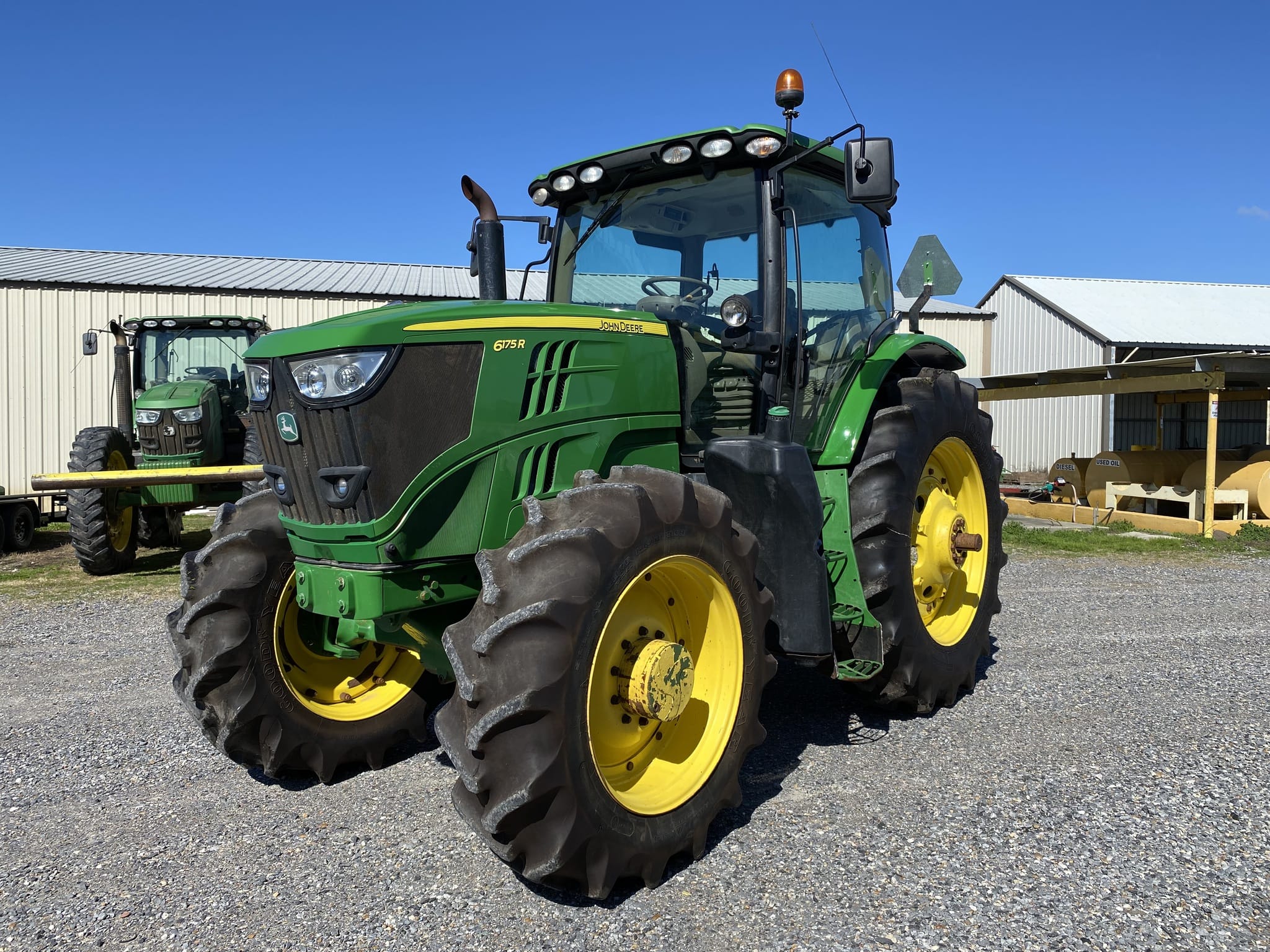 2019 John Deere 6175R Equipment Image0