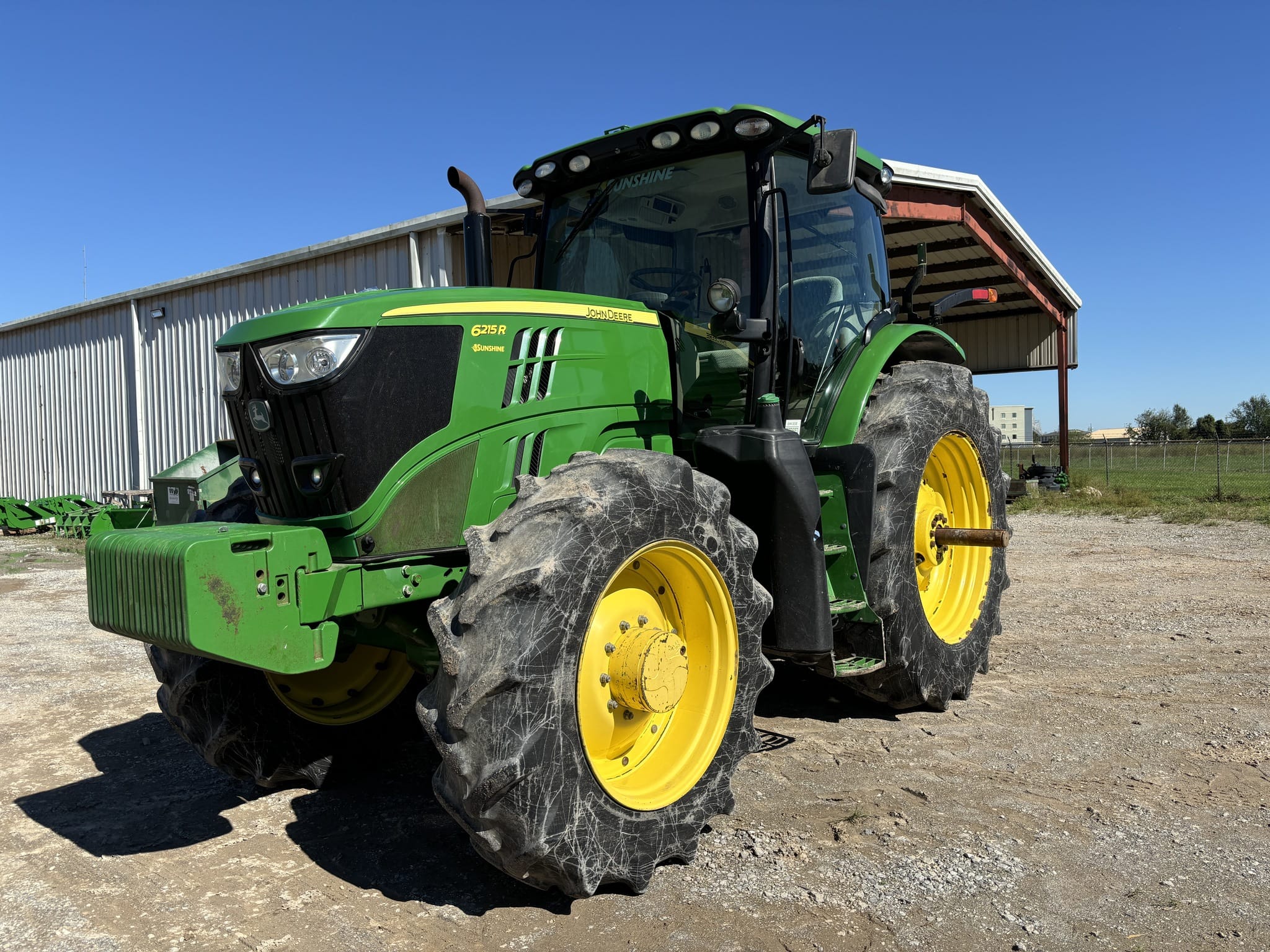 2019 John Deere 6215R Equipment Image0
