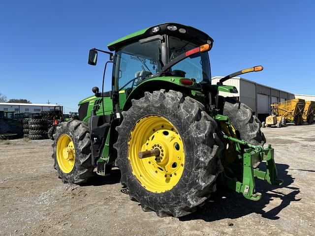 Image of John Deere 6215R equipment image 2