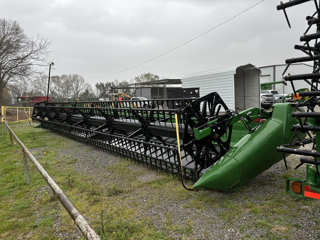 Image of John Deere 735D Primary image