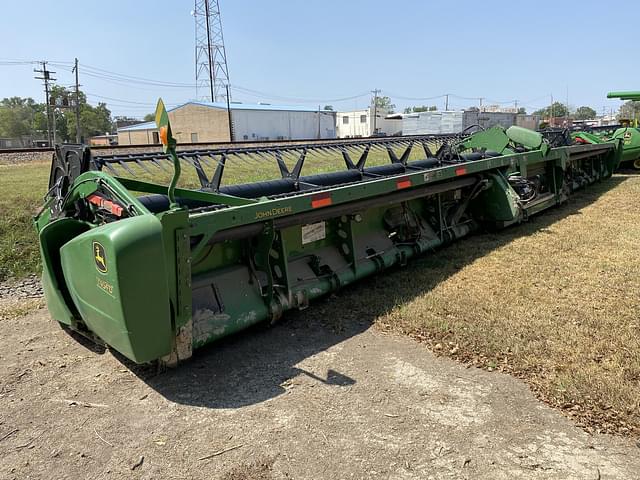 Image of John Deere 745FD equipment image 2