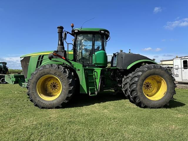 Image of John Deere 9520R equipment image 1