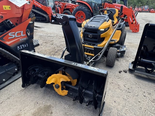 2020 Cub Cadet XT2 GX50 Equipment Image0