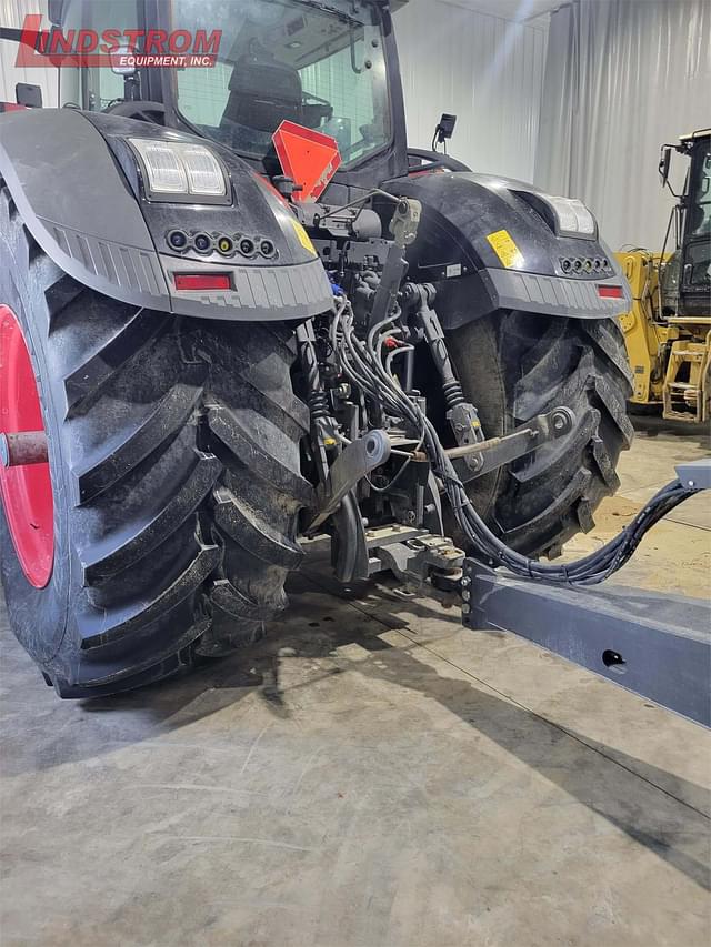 Image of Fendt 1046 Vario equipment image 2