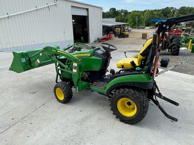 Image of John Deere 1025R equipment image 1