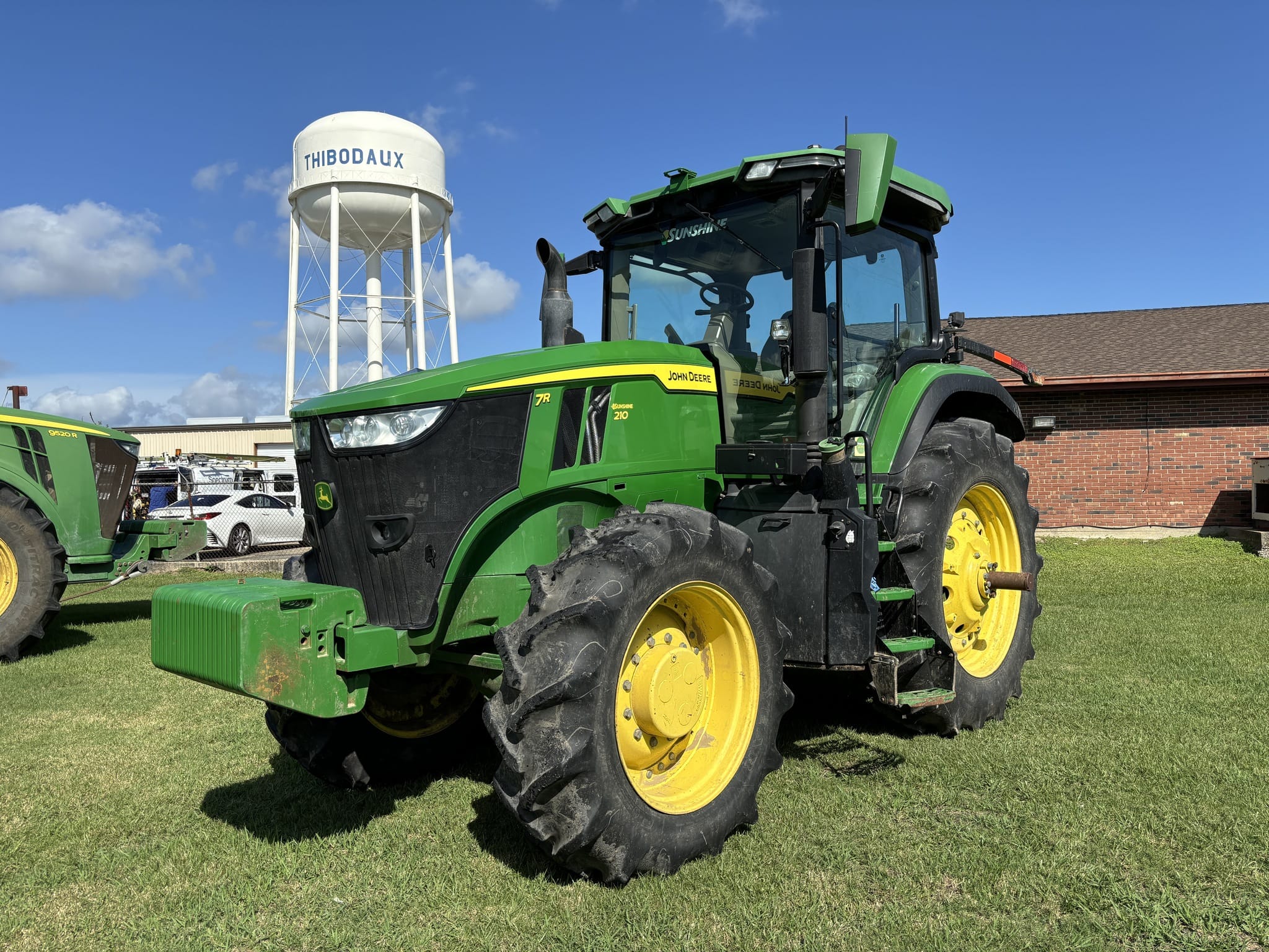 Main image John Deere 7R 210