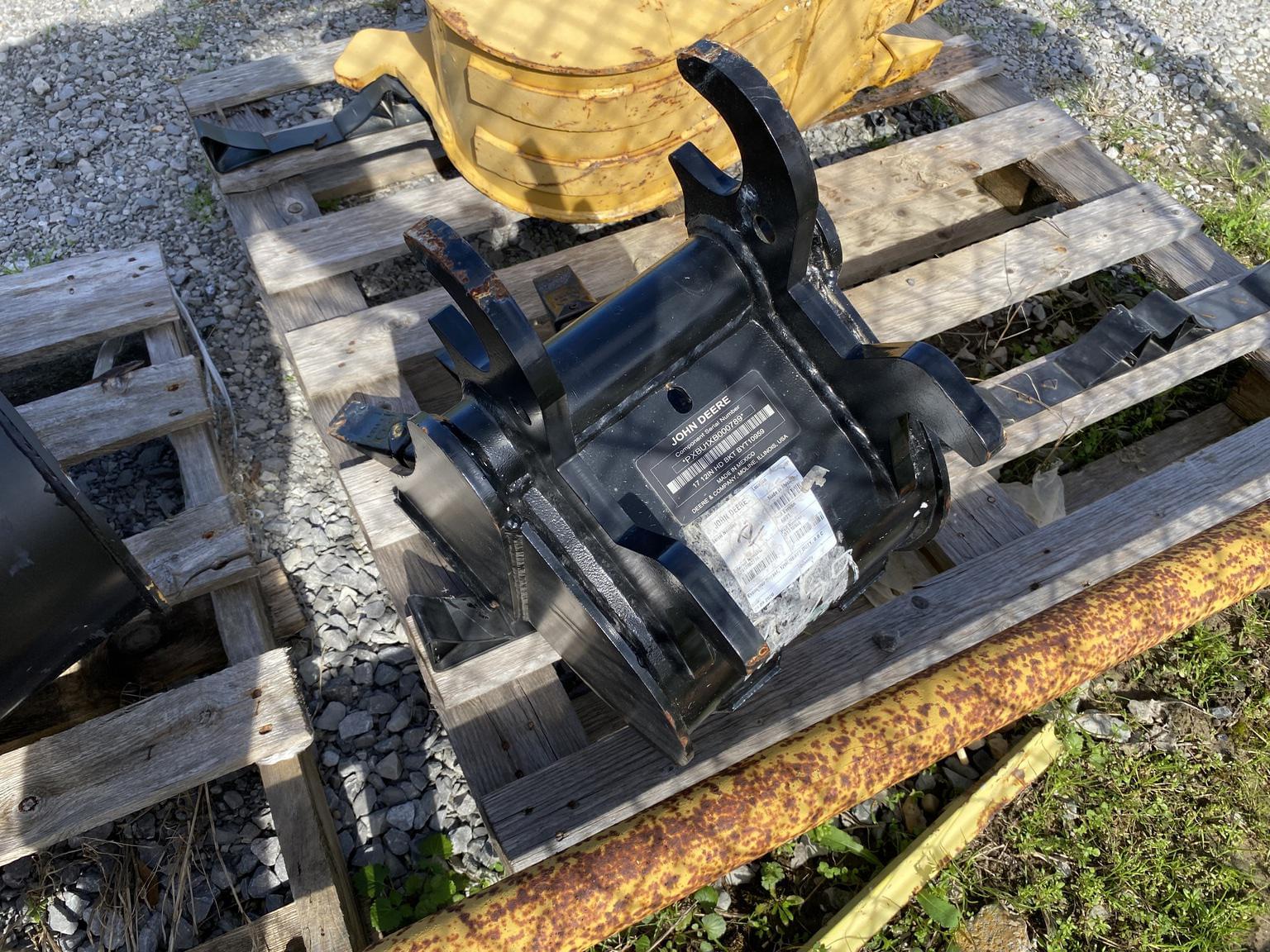 2020 John Deere Mini Excavator Bucket Construction Attachments for Sale