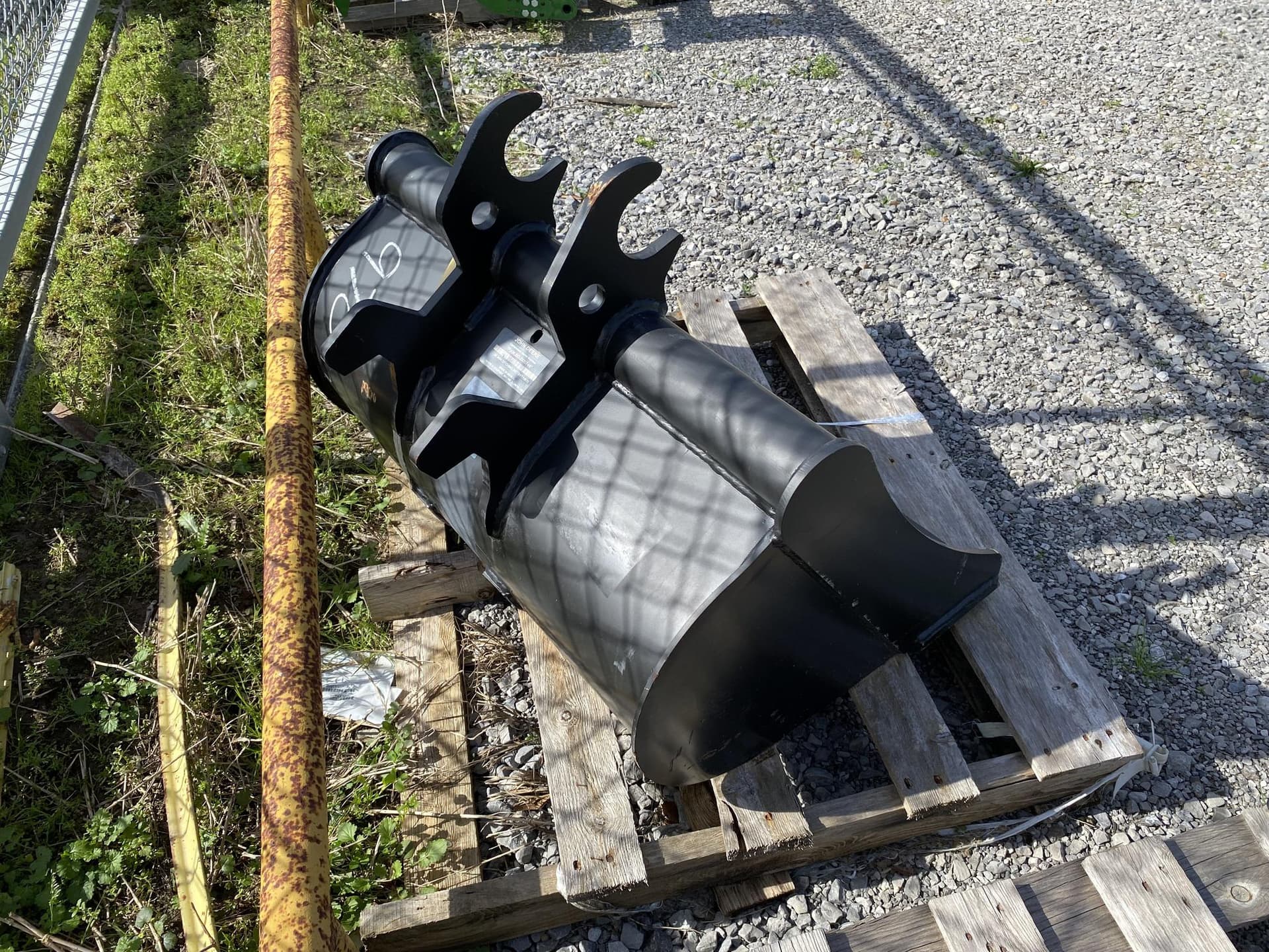 2020 John Deere Mini Excavator Bucket Construction Attachments for Sale