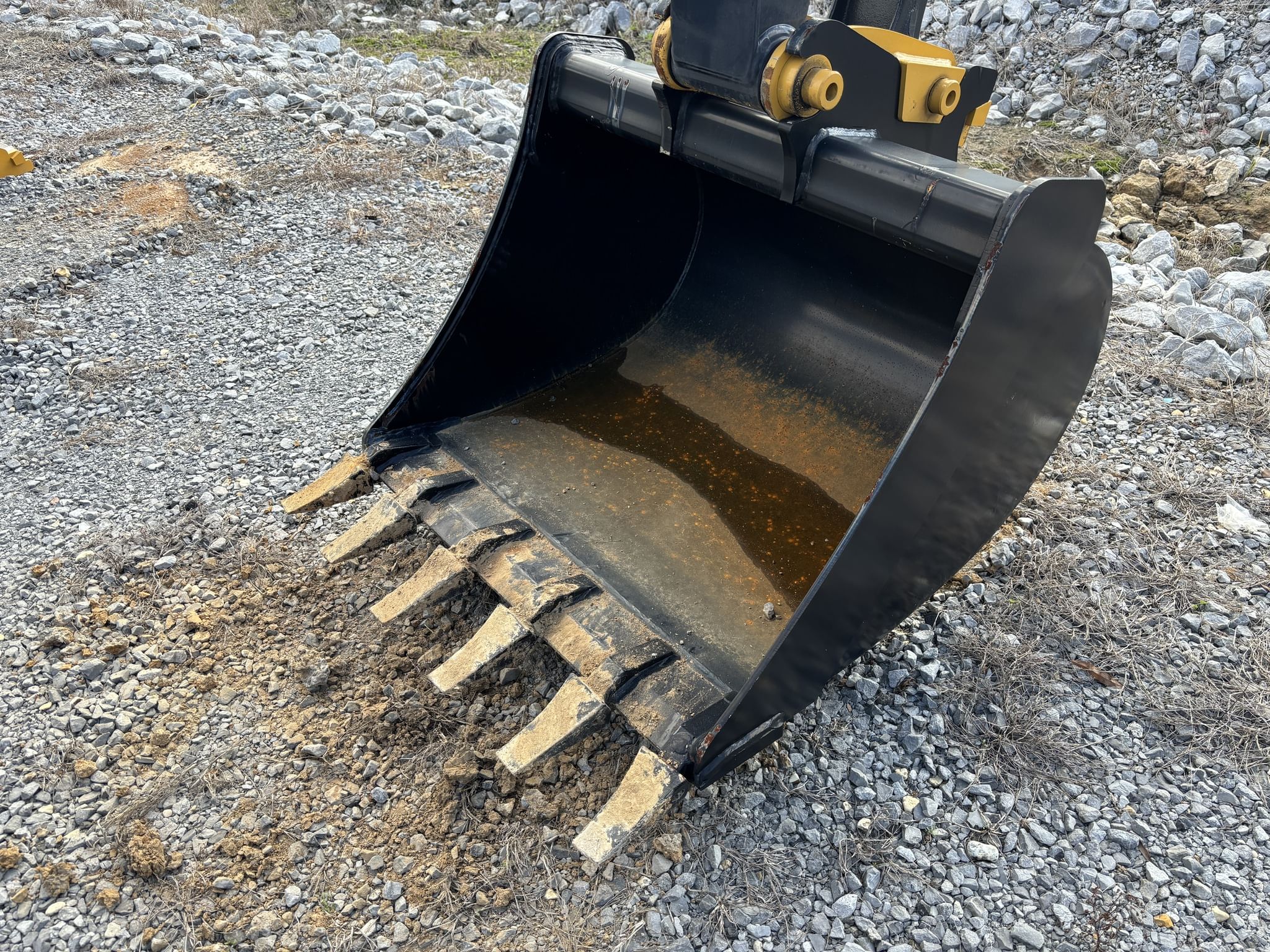 2020 John Deere Excavator Bucket Equipment Image0