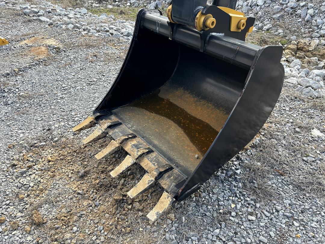 Image of John Deere Excavator Bucket Primary image