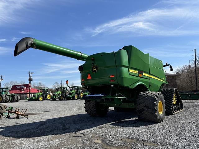 Image of John Deere S780 equipment image 4