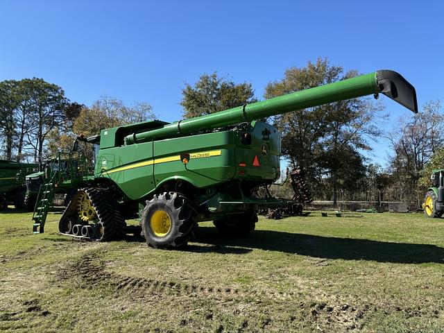 Image of John Deere S790 equipment image 2