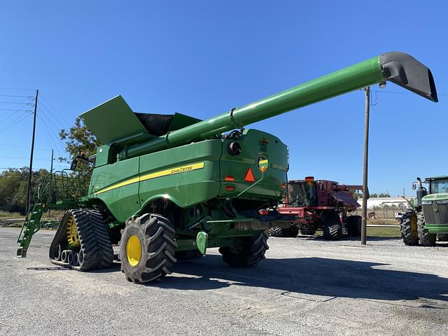 Image of John Deere S790 equipment image 2