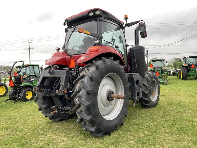 Image of Case IH Magnum 180 equipment image 4