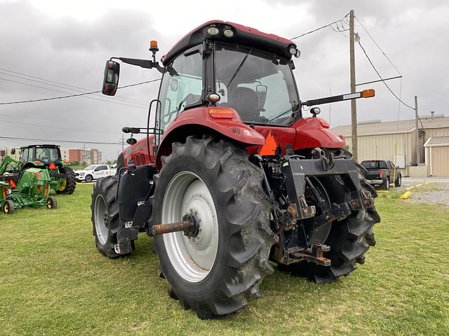 Image of Case IH Magnum 180 equipment image 2